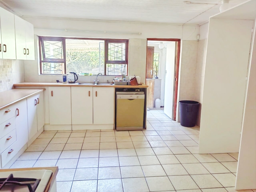 Commercial Property for Sale in Theescombe Eastern Cape